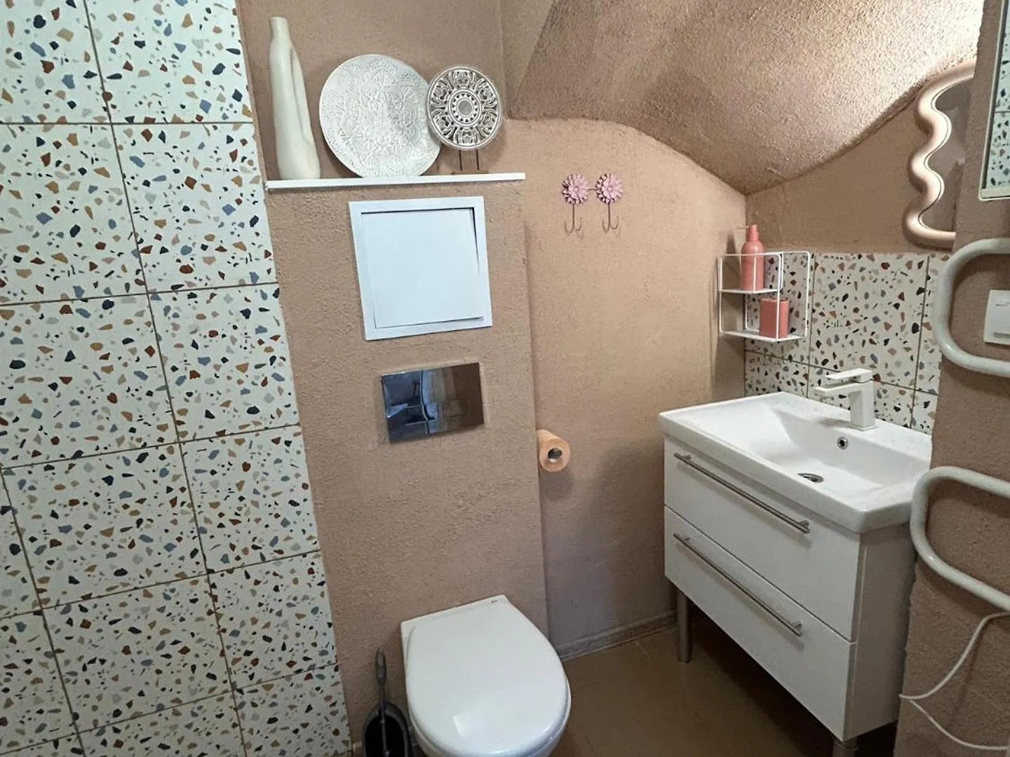 Guest house Happy Studios Opera-3 Varna