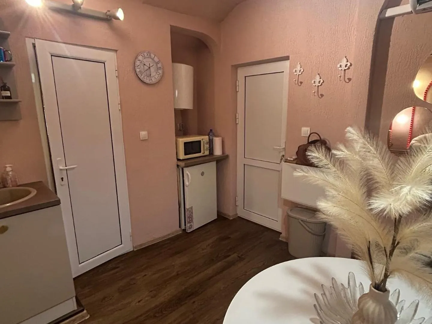 Happy Studios Opera-3 Varna Guest house